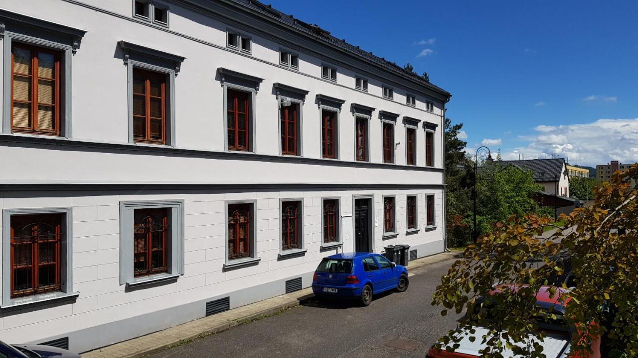 Apartman Spalovka Novy Bor Exterior photo